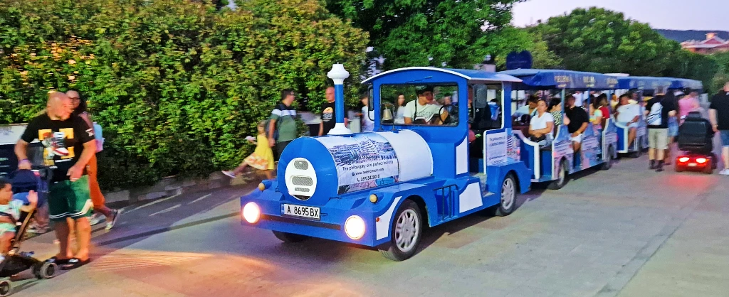 Ciuchcia turystyczna (Sunny Beach Train)